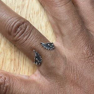 Silver Wing Design Men's Ring